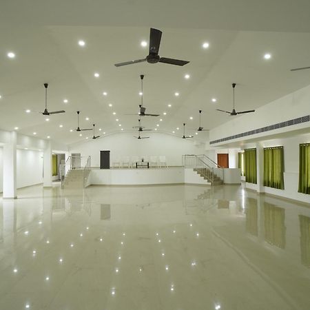 Sn Rooms Perumpāvūr Dış mekan fotoğraf