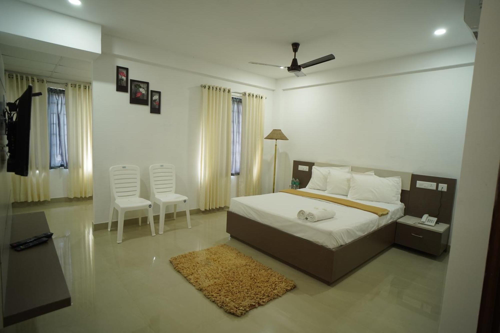Sn Rooms Perumpāvūr Dış mekan fotoğraf